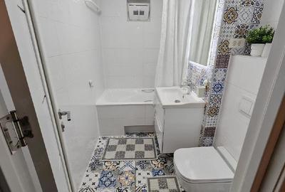 Apartament cu 3 camere decomandat în Soarelui - 7