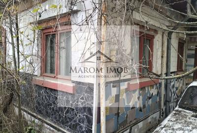 Casă individuală cu 2 camere cu Canalizare în Splaiul Unirii - 1