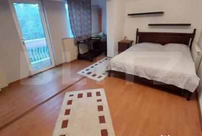 Casă cu 7 camere cu Teren 3800 Mp în Albert - 15