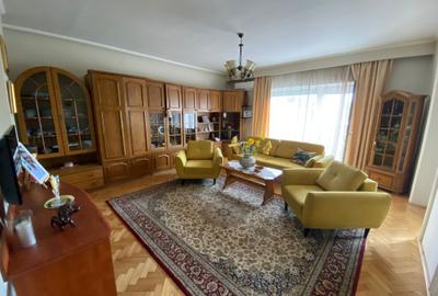 Casa individuala Semicentrala 6 camere pe 3 niveluri Piata Cipariu - 1
