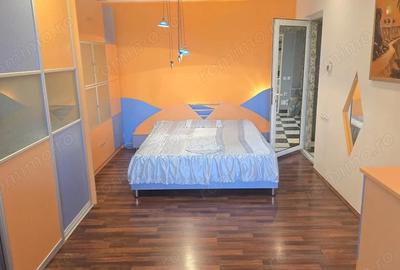 Apartament cu 2 camere decomandat în Decebal - 5