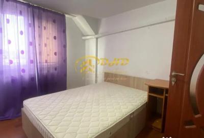 Apartament cu 2 camere decomandat în Gară
