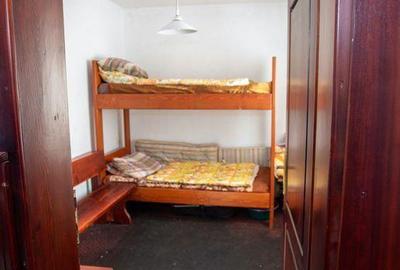 Casă cu 4 camere cu Teren 130 Mp în Blejoi - 5