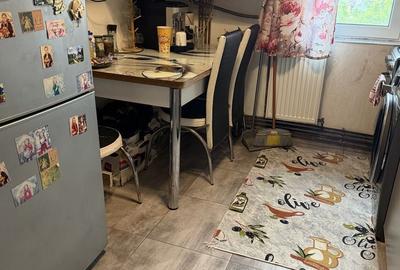 Apartament cu 3 camere decomandat în Central - 14