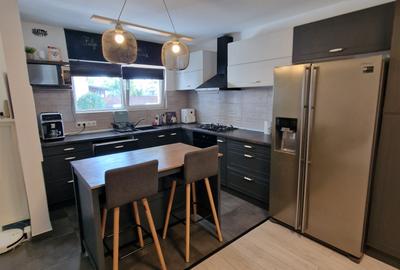 Vila 4 camere Tunari Mobilata Utilata Curte amenajata! Vila 4 camere Tunari Mobilata Utilata Curte amenajata! - 6