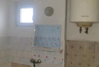 De vanzare apartament doua camere semidecomandat zona Micro 40 ,etajul 4 - 2