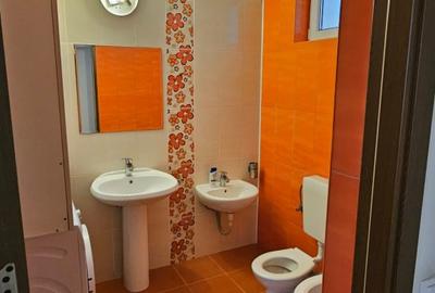 Casă individuală cu 5 camere cu Teren 200 Mp în Central - 12