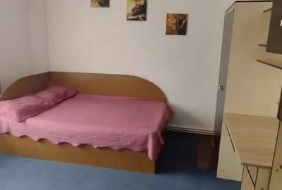 Apartament cu 3 camere decomandat în George Enescu