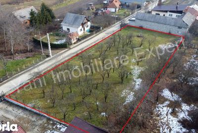 Teren de 1774 mp, în Central - 3