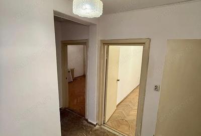 Apartament cu 3 camere decomandat în Olimpia-Stadion - 3