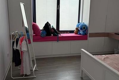 Casă individuală cu 4 camere cu Canalizare în Central - 9