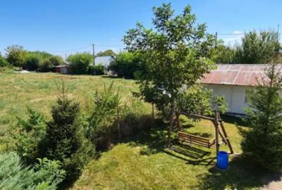 Casă cu 5 camere cu Teren 794 Mp în Livedea - 11