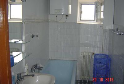 Apartament cu 3 camere decomandat în Babadag - 7