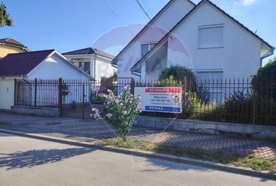 Casă / Vilă cu 8 camere de vânzare în zona Central - 40