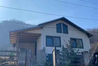 Casă cu 4 camere în Gura Vitioarei - 2