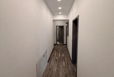 Apartament cu 3 camere decomandat în Central - 9