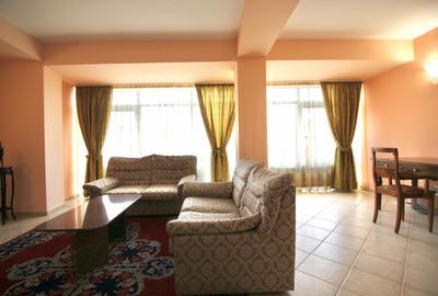 Apartament cu 3 camere decomandat, mobilat în Dorobanți - 1