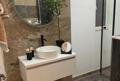 Apartament 4 camere, 111 mp, spatios si situat, ultracentral - 1