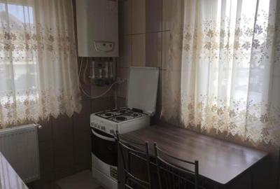 Garsonieră decomandată în Central - 4