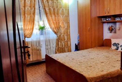 Apartament cu 4 camere semidecomandat în Cet - 2