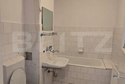 Apartament de vanzare, cu 3 camere, 76 mp, zona Micro 17 - 10
