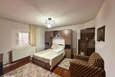 Casă cu 4 camere cu Teren 1237 Mp în Central - 2