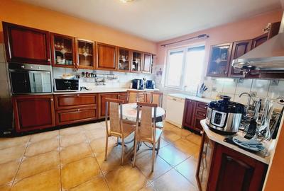 Casa cu gradina de inchiriat, liniste, confort si eleganta, cart Europa - 5