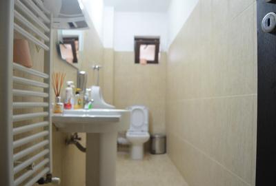 Sinaia-De vanzare pensiune cu 18 camere functionala - 10