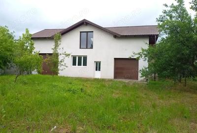 Casă în Mărtinești - 6