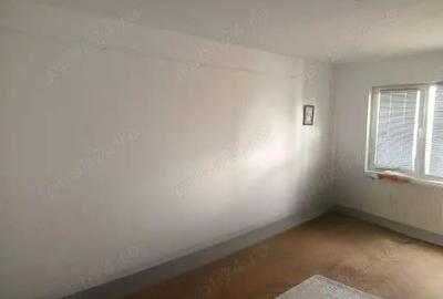 Apartament cu 3 camere semidecomandat în Războieni - 5