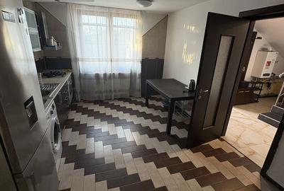 Casă cu 4 camere cu Teren 1000 Mp în Central - 7