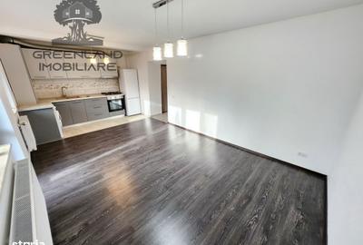 Apartament cu 3 camere decomandat în Nicolina