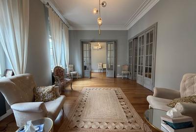 Casă cu 7 camere cu Canalizare în Grădina Icoanei - 3