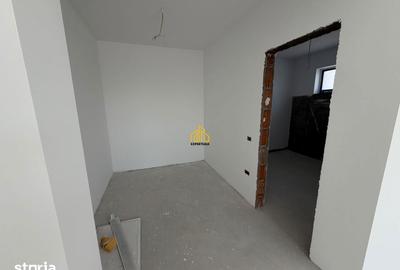 Casă cu 4 camere cu Teren 450 Mp în Ghencea - 6