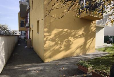 Inchiriere Apartament 2 camere spatios pe malul marii - 34