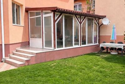 Casă cu 9 camere cu Teren 300 Mp în Rogerius - 19