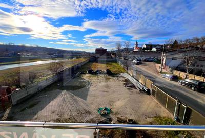 Teren de 700 mp, în Central