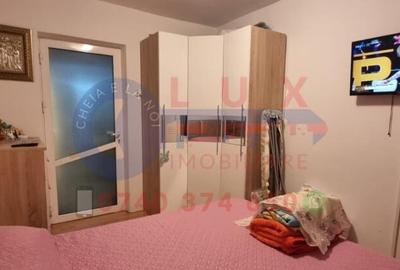 Apartament cu 2 camere decomandat în Pelican