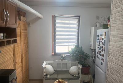 Apartament cu 2 camere decomandat în Prelungirea Ghencea - 10