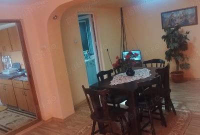 Casă cu 3 camere cu Teren 2500 Mp în Central - 4