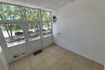 Apartament cu 2 camere decomandat în Semicentral