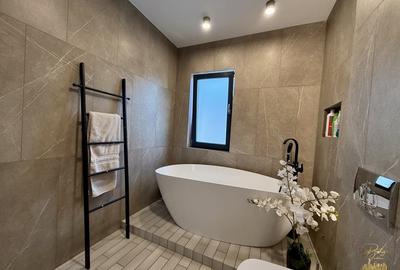 Casa de lux cu 4 camere si piscina de vanzare in Dezmir - Cluj - 7