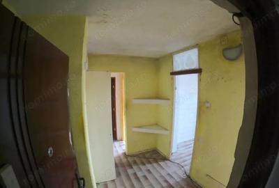 Oportunitate de Investi?ie: Apartament cu Doua Camere decomandat - 1