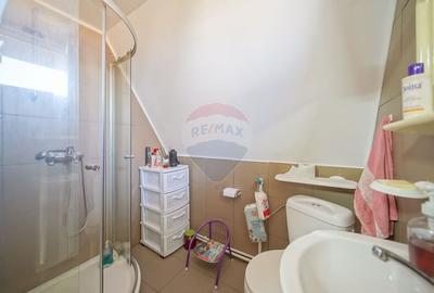 Casă cu 7 camere cu Teren 650 Mp în Bod - 44