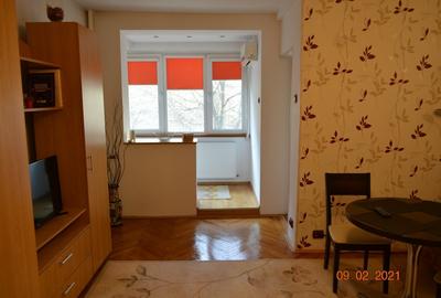 Garsoniera mobilata LUX Vatra Luminoasa - 1