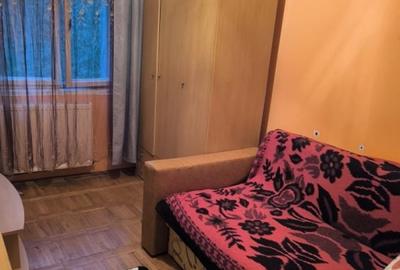 Apartament cu 3 camere decomandat, mobilat în Răcădău - 2