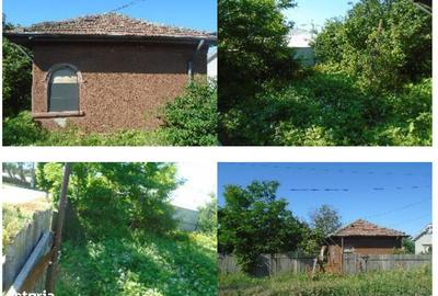 Casă cu 2 camere cu Teren 608 Mp în Central