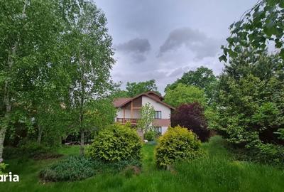 Casă cu 5 camere cu Teren 1030 Mp în Bârnova - 4