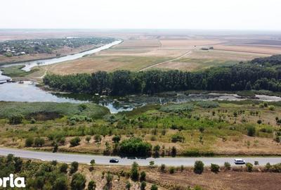 Teren de 2500 mp, în Ghimpați