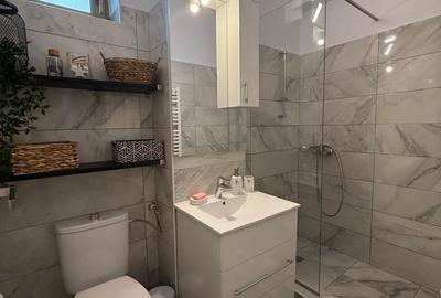 Apartament cu 2 camere decomandat în Central - 3